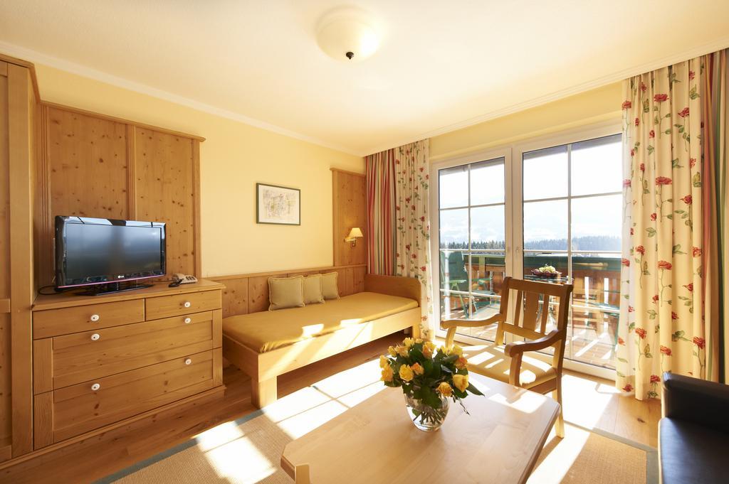 Hotel Martin Ramsau am Dachstein Room photo